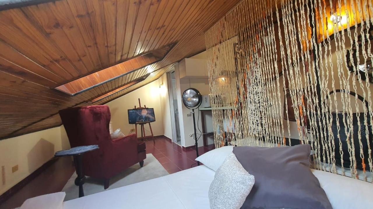 Ferienwohnung Mercanti Attic Version Mailand Exterior foto
