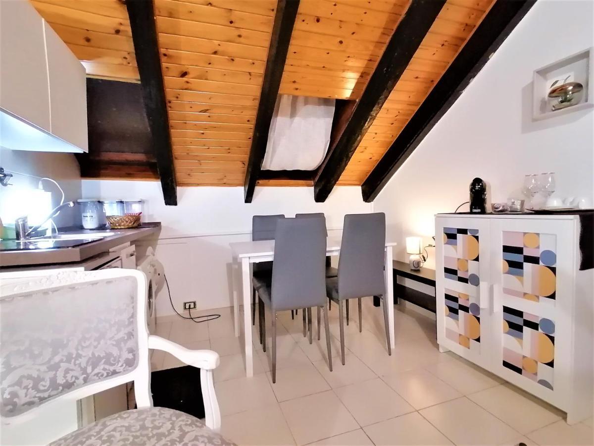 Ferienwohnung Mercanti Attic Version Mailand Exterior foto