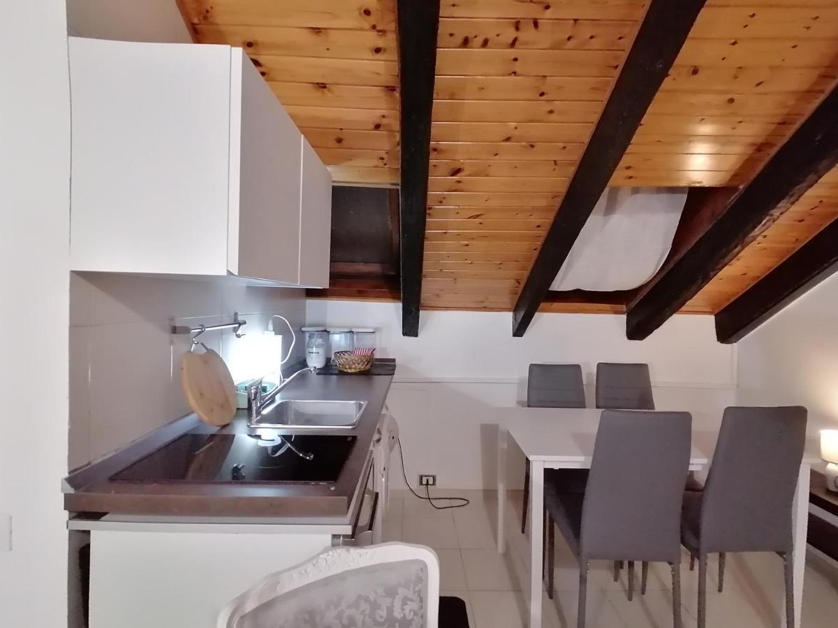 Ferienwohnung Mercanti Attic Version Mailand Exterior foto