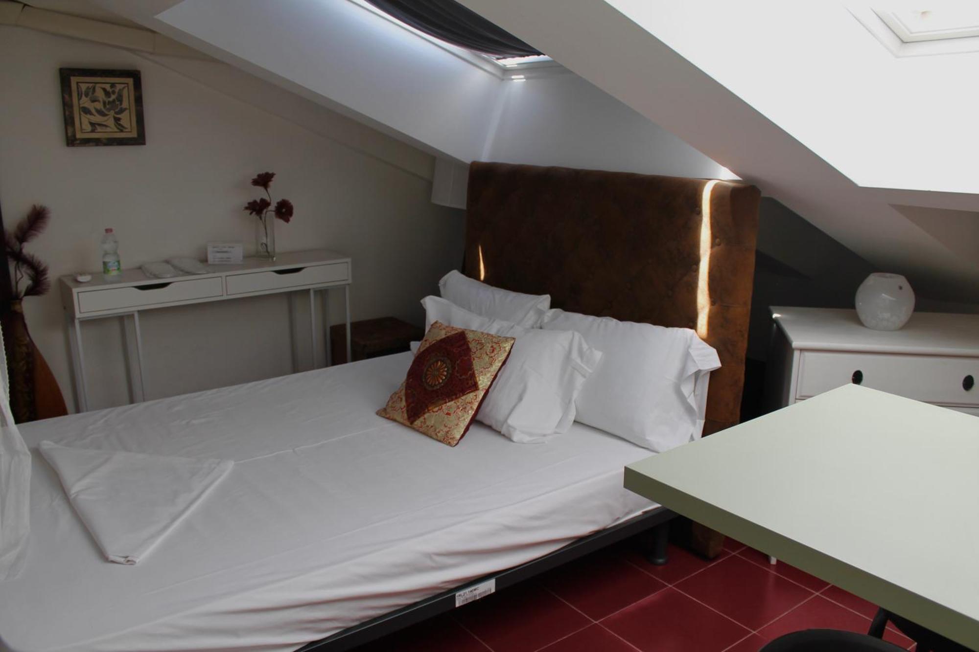 Ferienwohnung Mercanti Attic Version Mailand Exterior foto